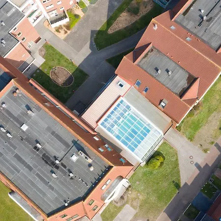 Trafalgar 425 Apartment